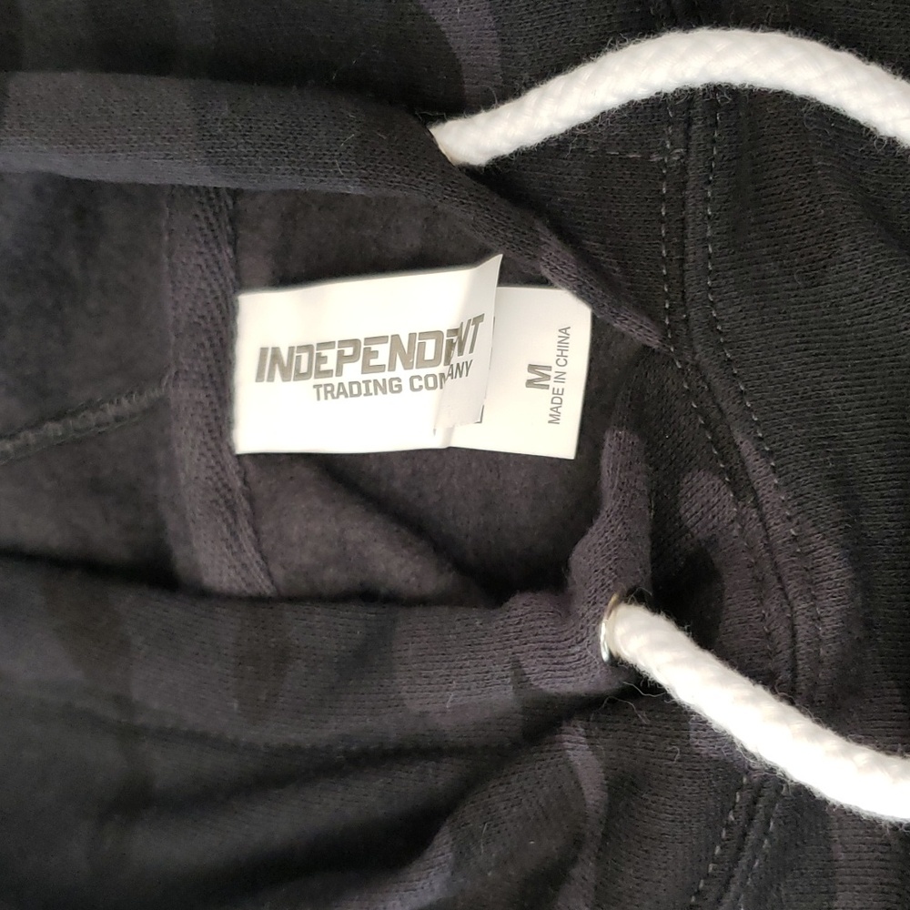 CAMO HOODIE - Picture 4 of 6